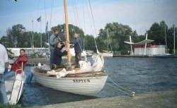 Folkboat w Giżycku.jpg