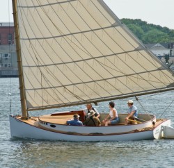 Example_of_a_Catboat.jpg