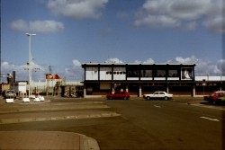 030.jpg