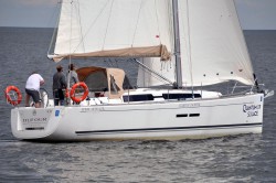 Dufour 375 Grand Large na wodzie 4.JPG