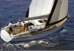 chris bavaria-yachts-bavaria-31-cruiser-apollonia.jpg
