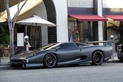 McLaren F1.jpg
