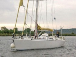 yacht.jpg