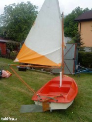 65696805_3_1000x700_lodz-zaglowo-wioslowa-maly-jacht-dla-poczatkujacych-zaglowka-pozostaly-sport-i-hobby.jpg