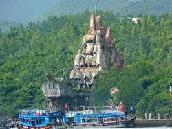 Nha Trang Hon Mieu.jpg
