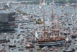 Sail Amsterdam 3.jpg
