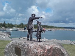 Zadbany port Haltermaa.jpg