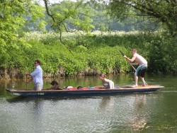 1024px-Punting_at_Grantchester.jpg