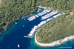 ACI-marina-palmizana-hvar.jpg