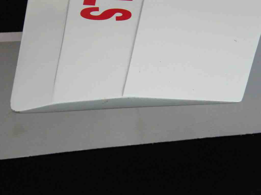 howesfoil4.jpg